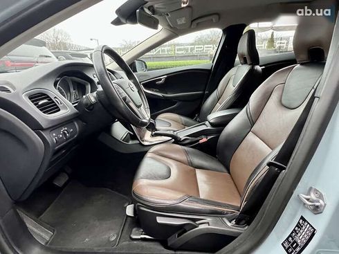 Volvo V40 Cross Country 2016 - фото 19