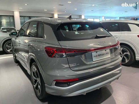 Audi Q4 e-tron 2023 - фото 5