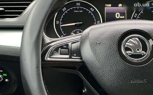 Skoda Superb 2017 - фото 12