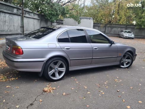 BMW 5 серия 1997 серый - фото 5