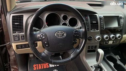 Toyota Sequoia 2013 - фото 17