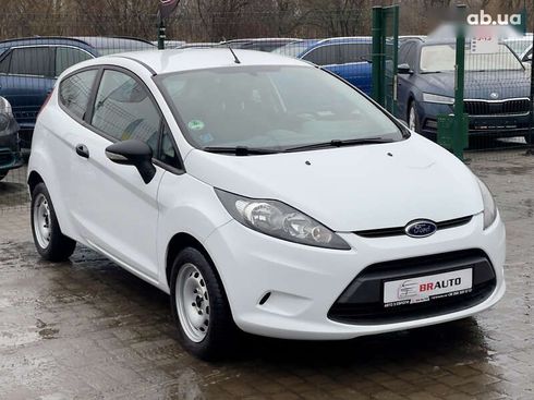 Ford Fiesta 2010 - фото 6