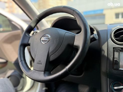 Nissan Qashqai 2008 белый - фото 25