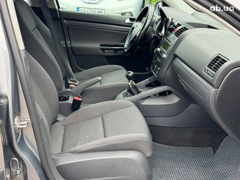 Volkswagen Golf 2005 серый - фото 67