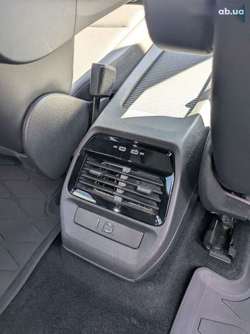 Volkswagen ID.4 2021 - фото 18