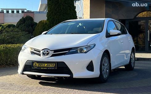 Toyota Auris 2014 - фото 3