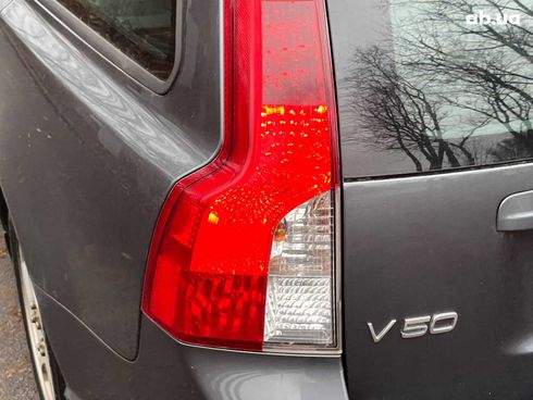Volvo V50 2011 серый - фото 12
