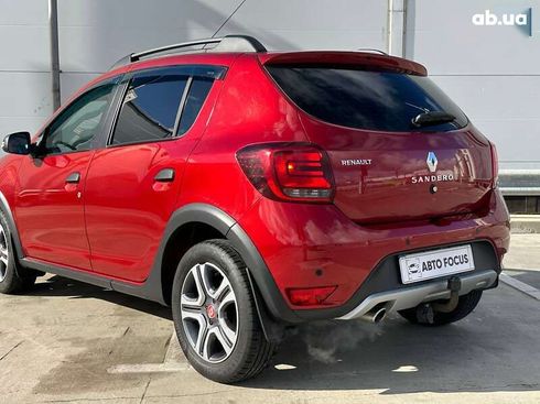 Renault Sandero 2019 - фото 6