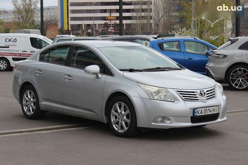 Toyota Avensis 2009 - фото 12