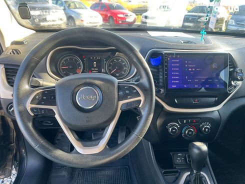 Jeep Cherokee 2013 черный - фото 15