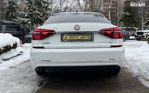 Volkswagen Passat 2016 - фото 6