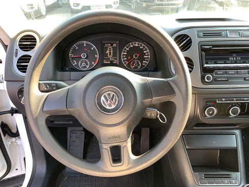 Volkswagen Tiguan 2012 белый - фото 30