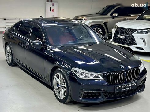 BMW 7 серия 2017 - фото 10