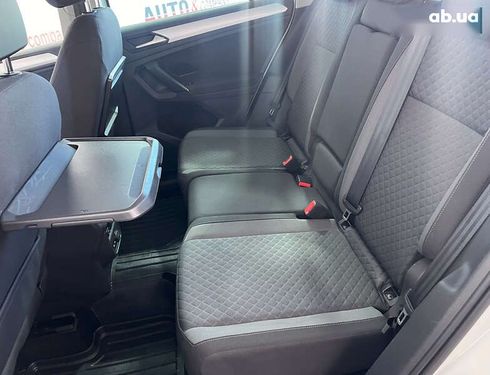 Volkswagen Tiguan 2019 - фото 12