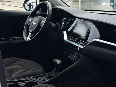 Kia Niro 2020 - фото 12