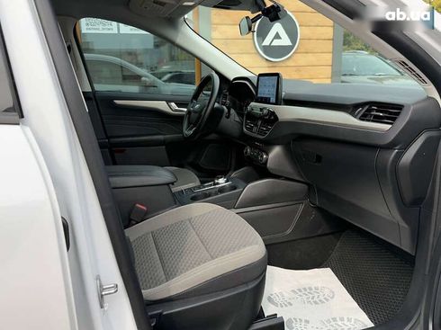 Ford Escape 2021 - фото 10