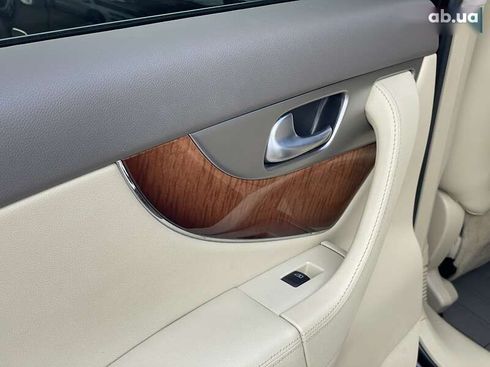 Infiniti QX70 2016 - фото 13