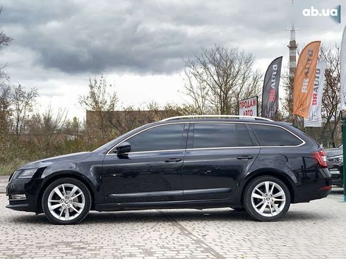 Skoda Octavia 2018 - фото 12