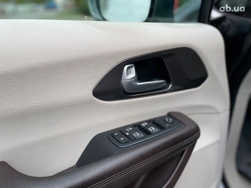 Chrysler Pacifica 2017 серый - фото 22