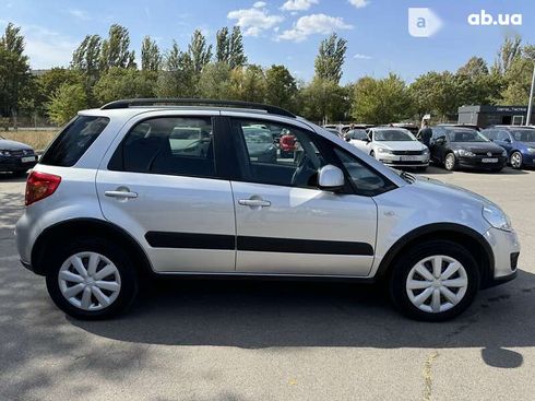 Suzuki SX4 2012 - фото 6