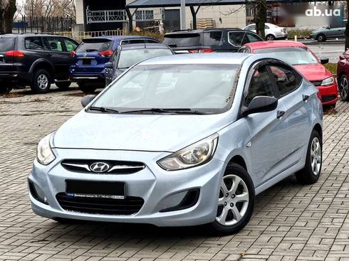 Hyundai Accent 2011 - фото 3