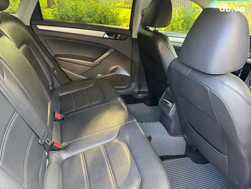 Volkswagen Passat 2014 серый - фото 19