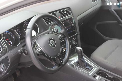 Volkswagen e-Golf 2019 - фото 25