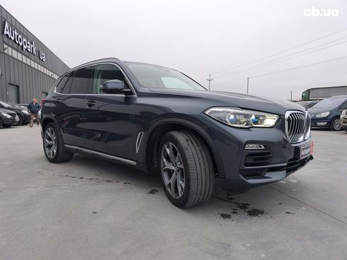 BMW X5 2018 серый - фото 12