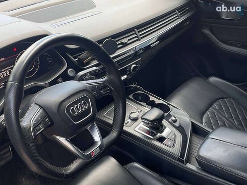 Audi Q7 2017 - фото 23
