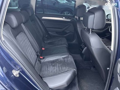 Volkswagen Passat 2017 - фото 29