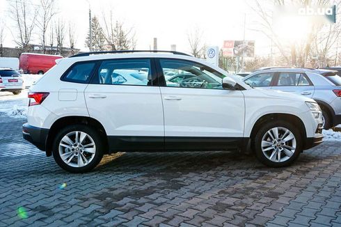 Skoda Karoq 2021 - фото 7