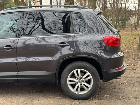 Volkswagen Tiguan 2015 серый - фото 12