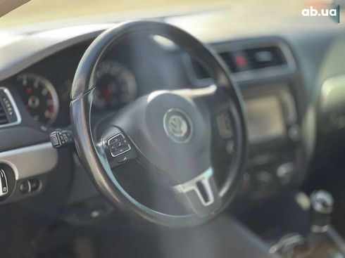 Volkswagen Jetta 2012 - фото 18