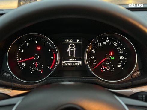 Volkswagen Passat 2016 серый - фото 32