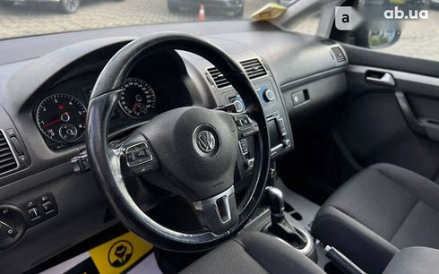 Volkswagen Touran 2015 - фото 12