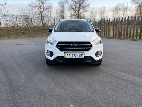 Ford Kuga 2017 белый - фото 15