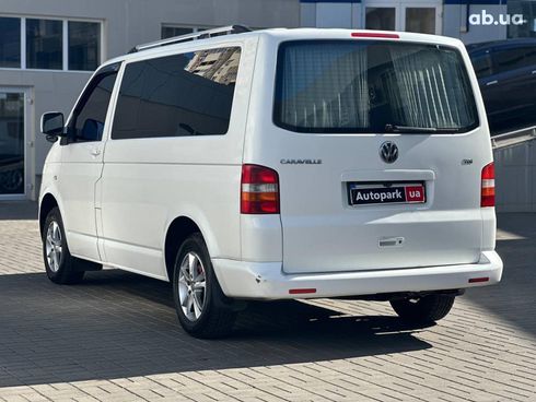 Volkswagen Caravelle 2008 белый - фото 10