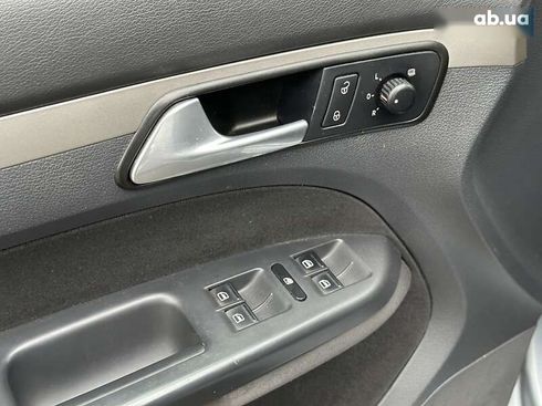 Volkswagen Touran 2008 - фото 18