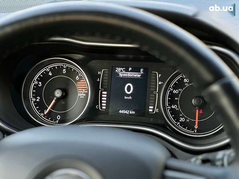 Jeep Cherokee 2018 - фото 20