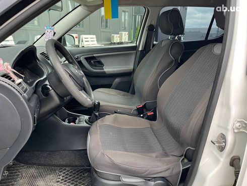 Skoda Fabia 2014 белый - фото 39
