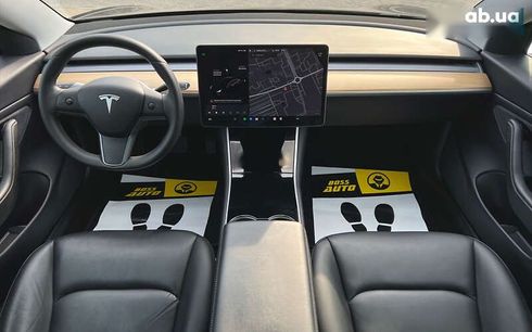 Tesla Model 3 2020 - фото 13