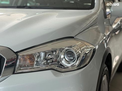 Suzuki SX4 2018 белый - фото 4