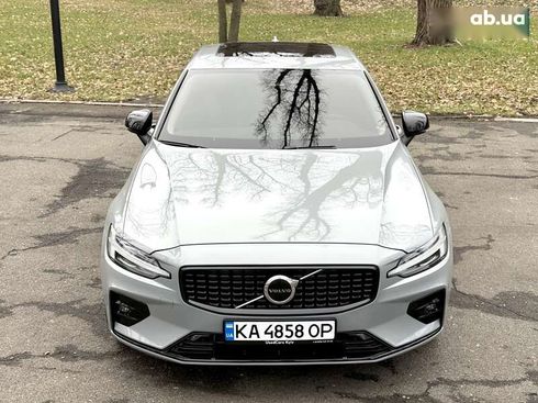 Volvo S60 2024 - фото 23