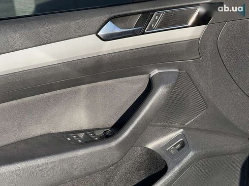 Volkswagen Passat 2016 - фото 27