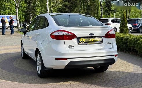 Ford Fiesta 2019 - фото 6