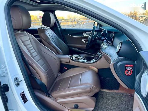 Mercedes-Benz E-Класс 2019 - фото 28