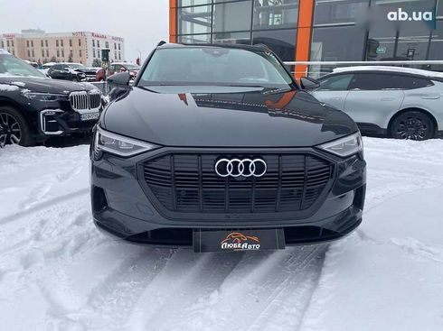 Audi E-Tron 2020 - фото 2