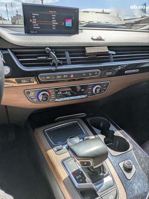 Audi Q7 2018 - фото 16