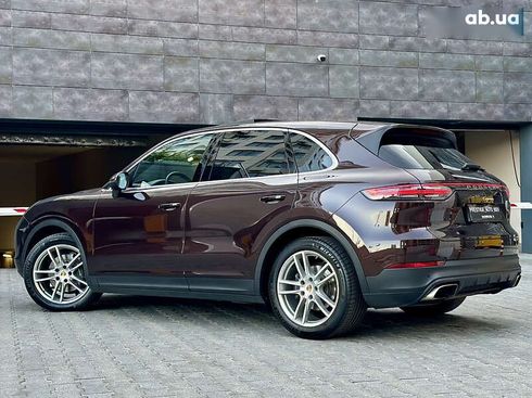 Porsche Cayenne 2018 - фото 25