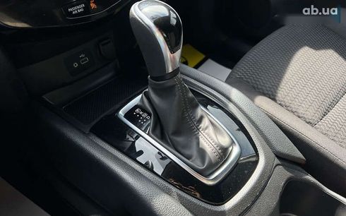 Nissan Rogue 2019 - фото 18